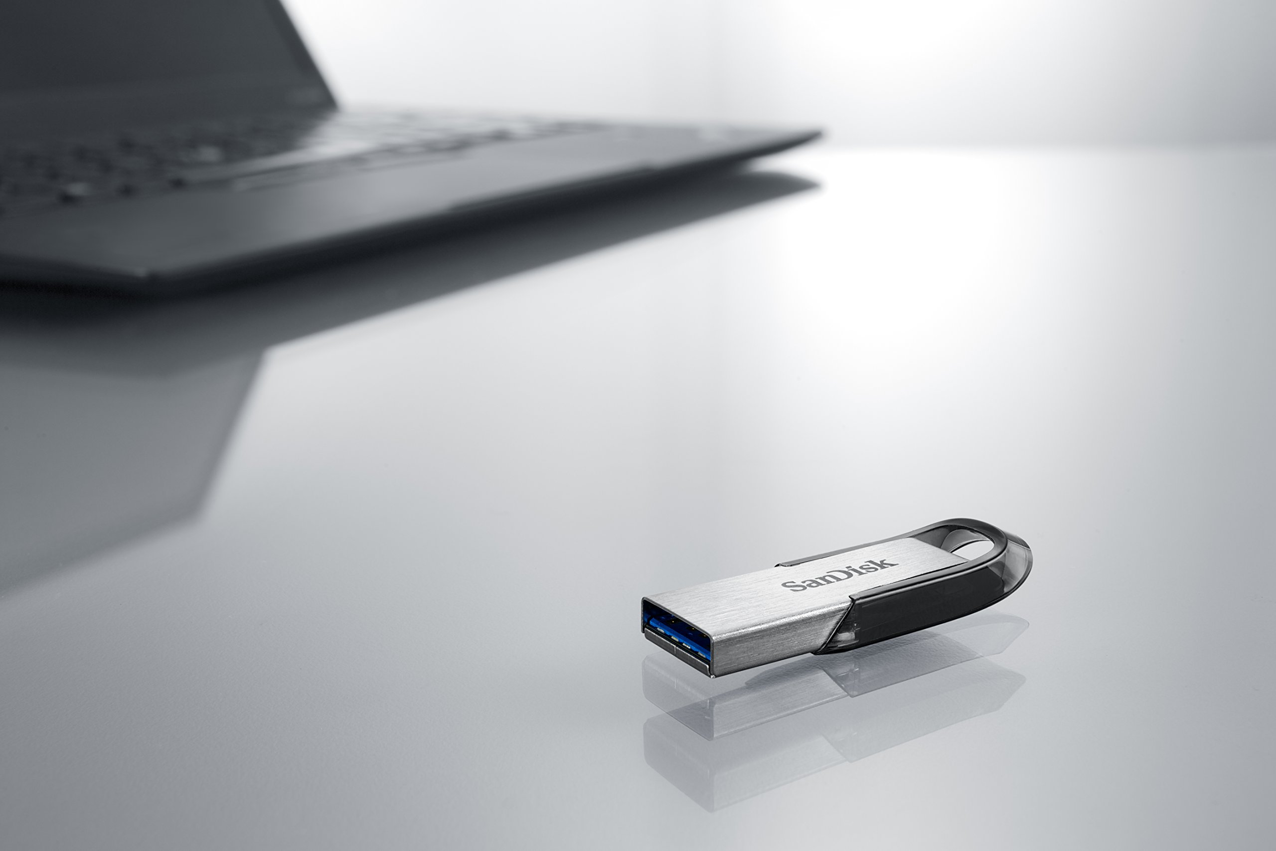 SanDisk 512GB Ultra Flair USB 3.0 Flash Drive - SDCZ73-512G-G46,Black 4 SanDisk 512GB Ultra Flair USB 3.0 Flash Drive - SDCZ73-512G-G46,Black