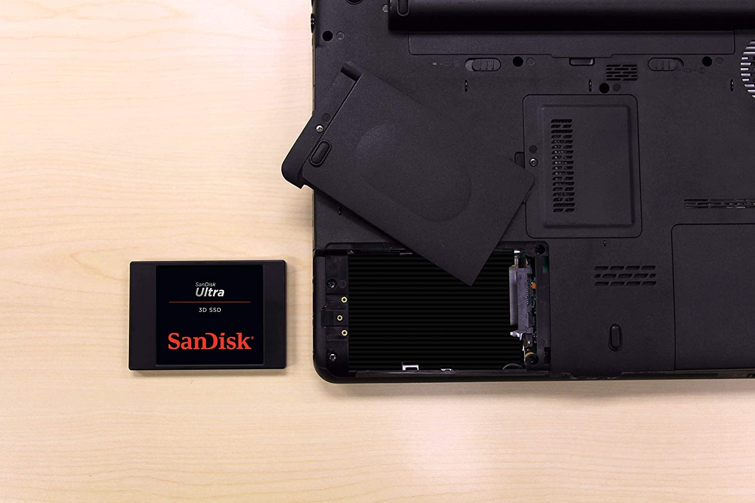 SanDisk Ultra 3D NAND 4TB Internal SSD - SATA III 6 Gb/s, 2.5"/7mm, Up to 560 MB/s - SDSSDH3-4T00-G26