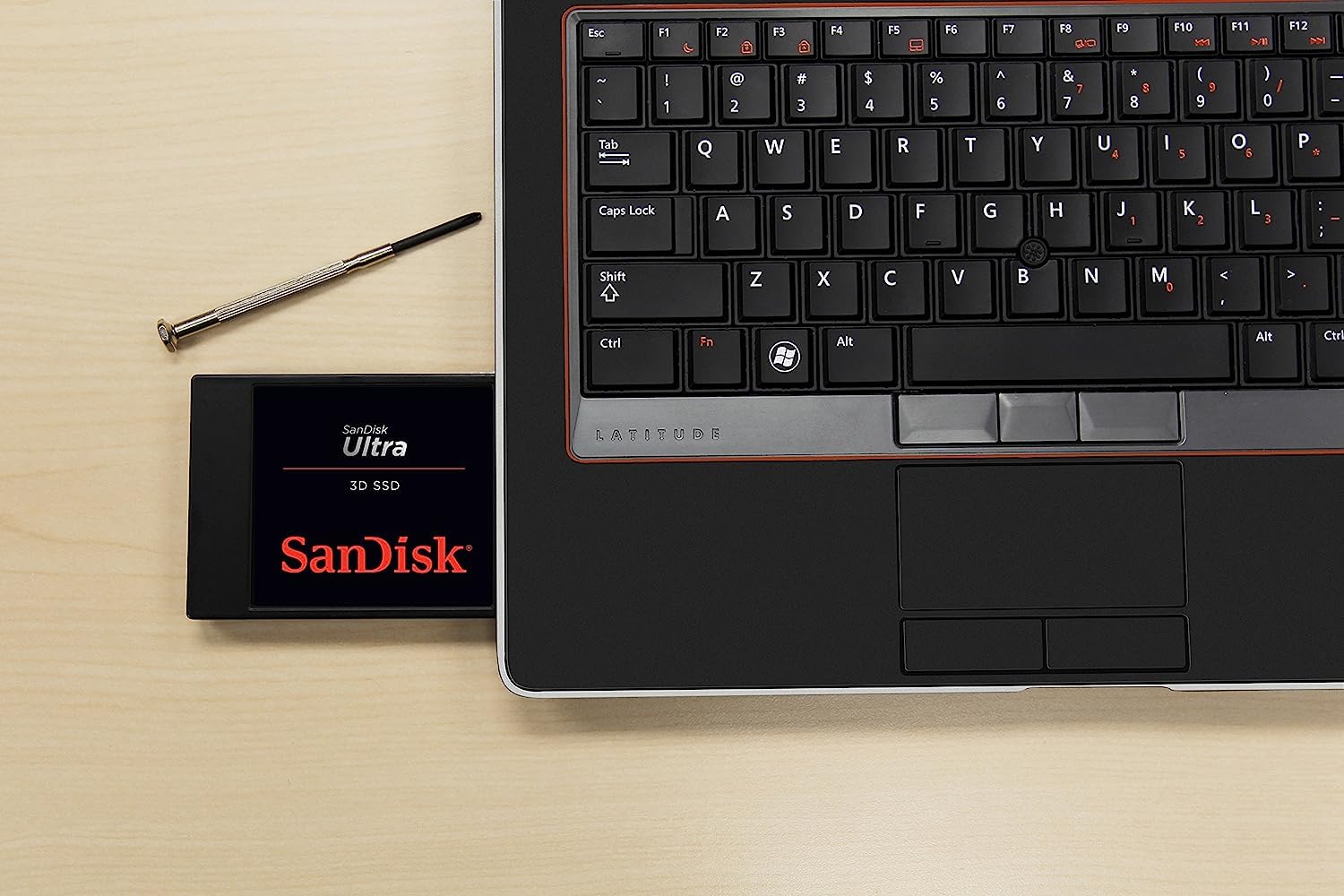 SanDisk Ultra 3D NAND 4TB Internal SSD - SATA III 6 Gb/s, 2.5"/7mm, Up to 560 MB/s - SDSSDH3-4T00-G26